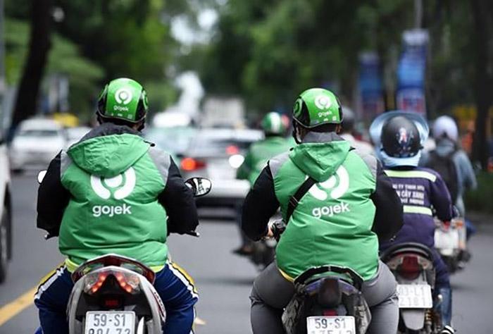 Chạy xe ôm công nghệ Gojek