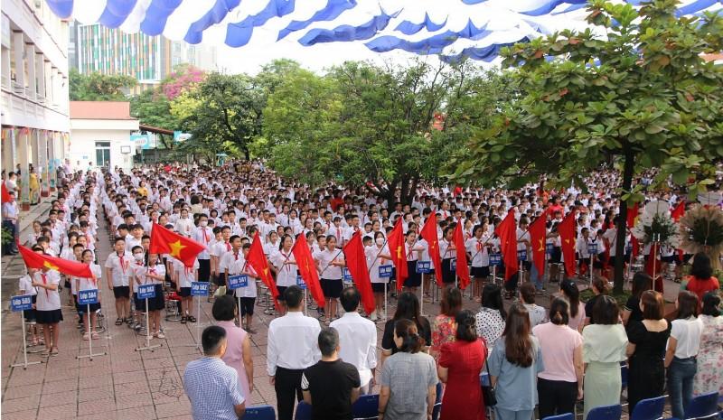 Trường tiểu học Tây Mỗ: Hình ảnh từ lễ khai giảng