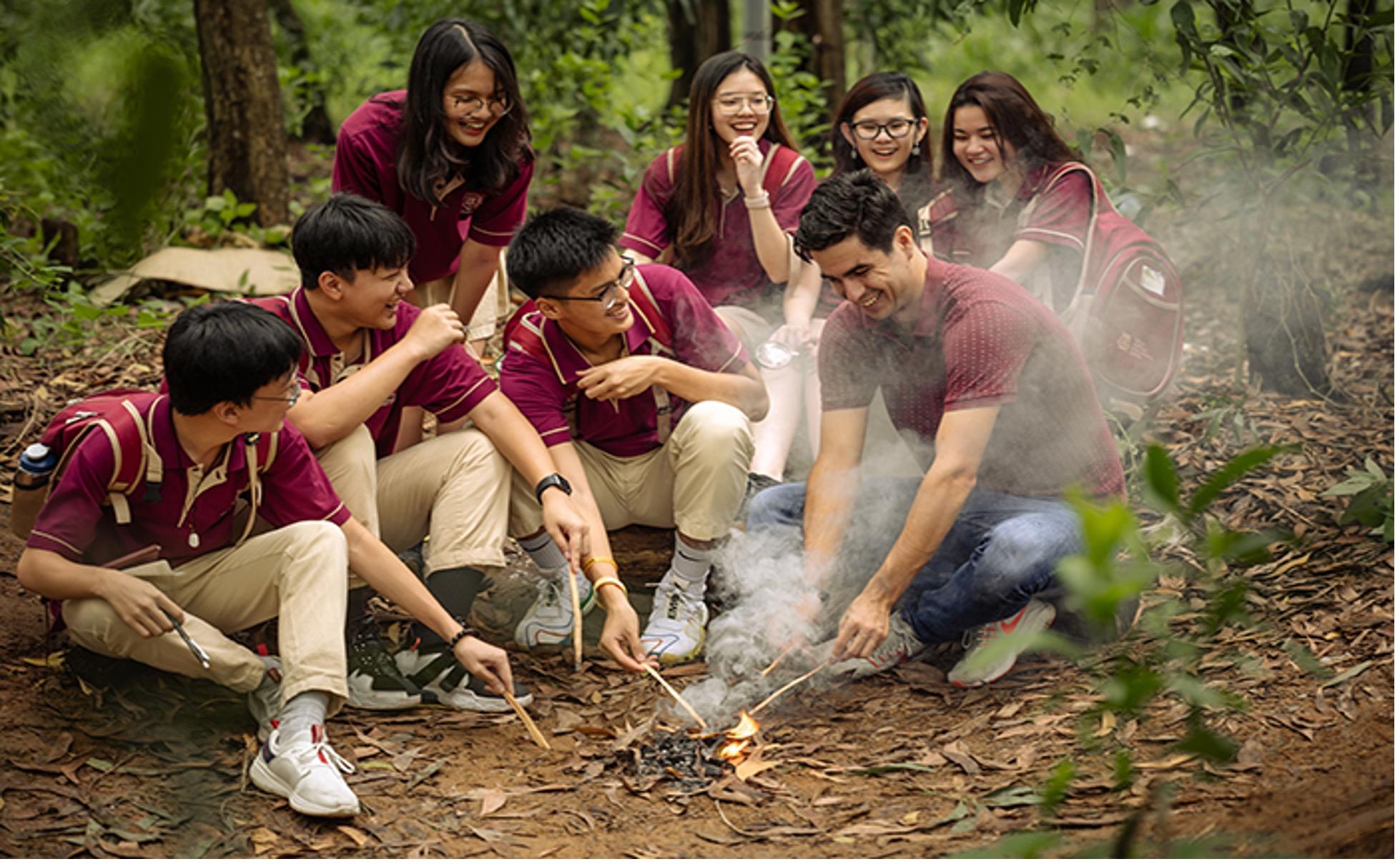 2 hội trại khám phá độc đáo cùng các chuyến dã ngoại trong ngày giúp trẻ làm giàu vốn sống